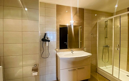 ID 14727 Trzypokojowe mieszkanie w Peter House Zdjęcie 10