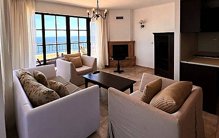 ID 15033 Penthouse w Cliff Beach Zdjęcie 1 