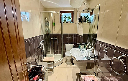 ID 15481 Trzypokojowe mieszkanie w Rich 1 Zdjęcie 8