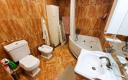 ID 13415 Trzypokojowe mieszkanie w Port Palace Zdjęcie 5