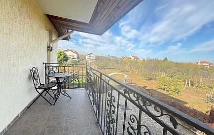 ID 14937 Dwupiętrowy dom w Kamenar Zdjęcie 6