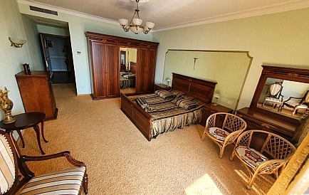 ID 13415 Trzypokojowe mieszkanie w Port Palace Zdjęcie 10