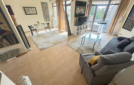 ID 14931 Алмонд Хилс Zdjęcie 1 