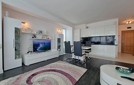 ID 14404 Dwupokojowe mieszkanie w Chateau Panorama Zdjęcie 3