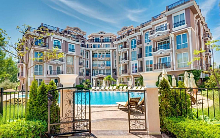 ID 13802 Dwupokojowe mieszkanie w Izida Palace Zdjęcie 1 