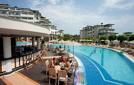 ID 9164 Mieszkanie z czterema sypialniami w Emerald Beach Resort Zdjęcie 1 