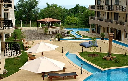 ID 844 Обзор Клиф Бич Zdjęcie 7