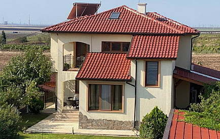 ID 10704 Burgas Zdjęcie 1 