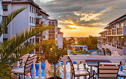 ID 844 Обзор Клиф Бич Zdjęcie 3