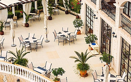 ID 844 Обзор Клиф Бич Zdjęcie 8