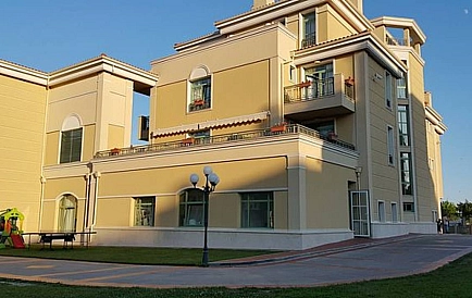 ID 8907 Mieszkanie z dwiema sypialniami w Flores Garden Zdjęcie 9