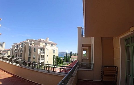 ID 8907 Mieszkanie z dwiema sypialniami w Flores Garden Zdjęcie 6