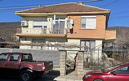 ID 9336 Dom w Koszarica Zdjęcie 1 