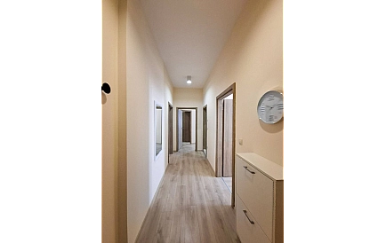 ID 15914 Trzypokojowe mieszkanie w South Bay Warna Zdjęcie 9