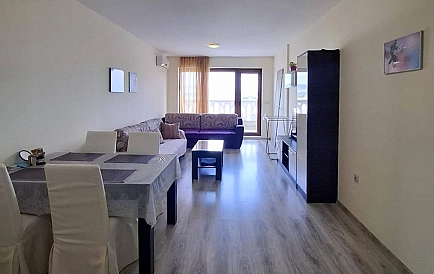 ID 15917 Dwupokojowe mieszkanie w South Bay Warna Zdjęcie 2