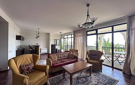 ID 14128 Dom z widokiem na morze w Sveti Vlas Zdjęcie 2