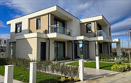 ID 13356 Dwupiętrowy dom w Victoria Avenue Zdjęcie 1 