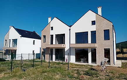 ID 10346 Koszarica Zdjęcie 1 