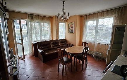 ID 13067 Trzypokojowe mieszkanie w Tsarevo Zdjęcie 6