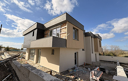 ID 13750 Domy szeregowe w Grand Village Zdjęcie 1 