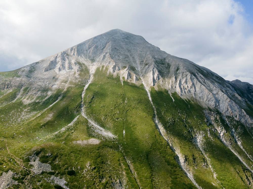 Szczyt Wichren – najwyższy punkt bułgarskich gór Pirin